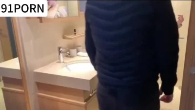 极品颜值美女与上司出差在宾馆爱爱第一视角吃鸡操逼简直太性福了